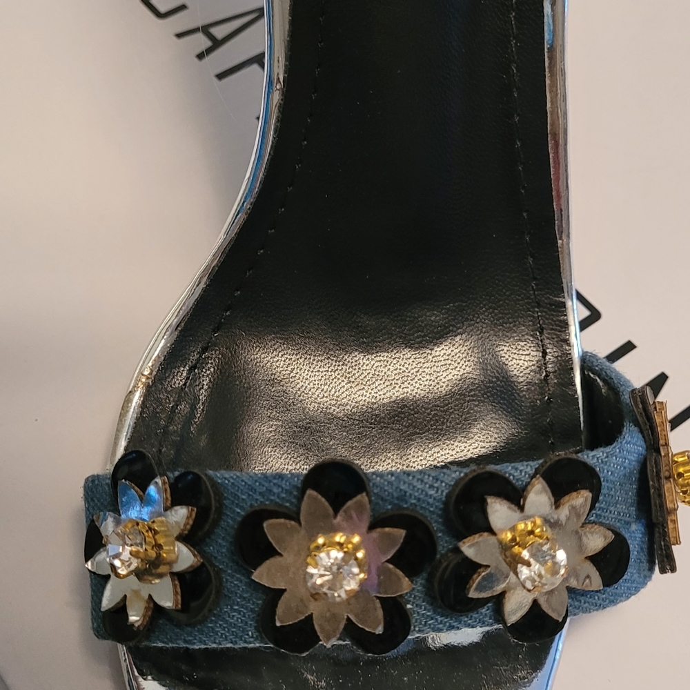 Cape Robbin Heels